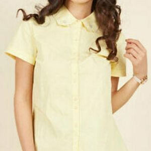 Modcloth yellow daisy blouse
